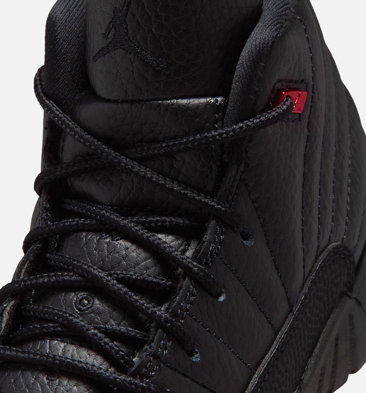 Air Jordan 12 Retro Bloodline Preschool Lifestyle Shoe – Black/Varsity Red