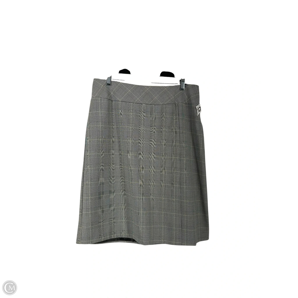 Dress Suit 2pc By Clothes Mentor In Plaid Pattern, Size: 12