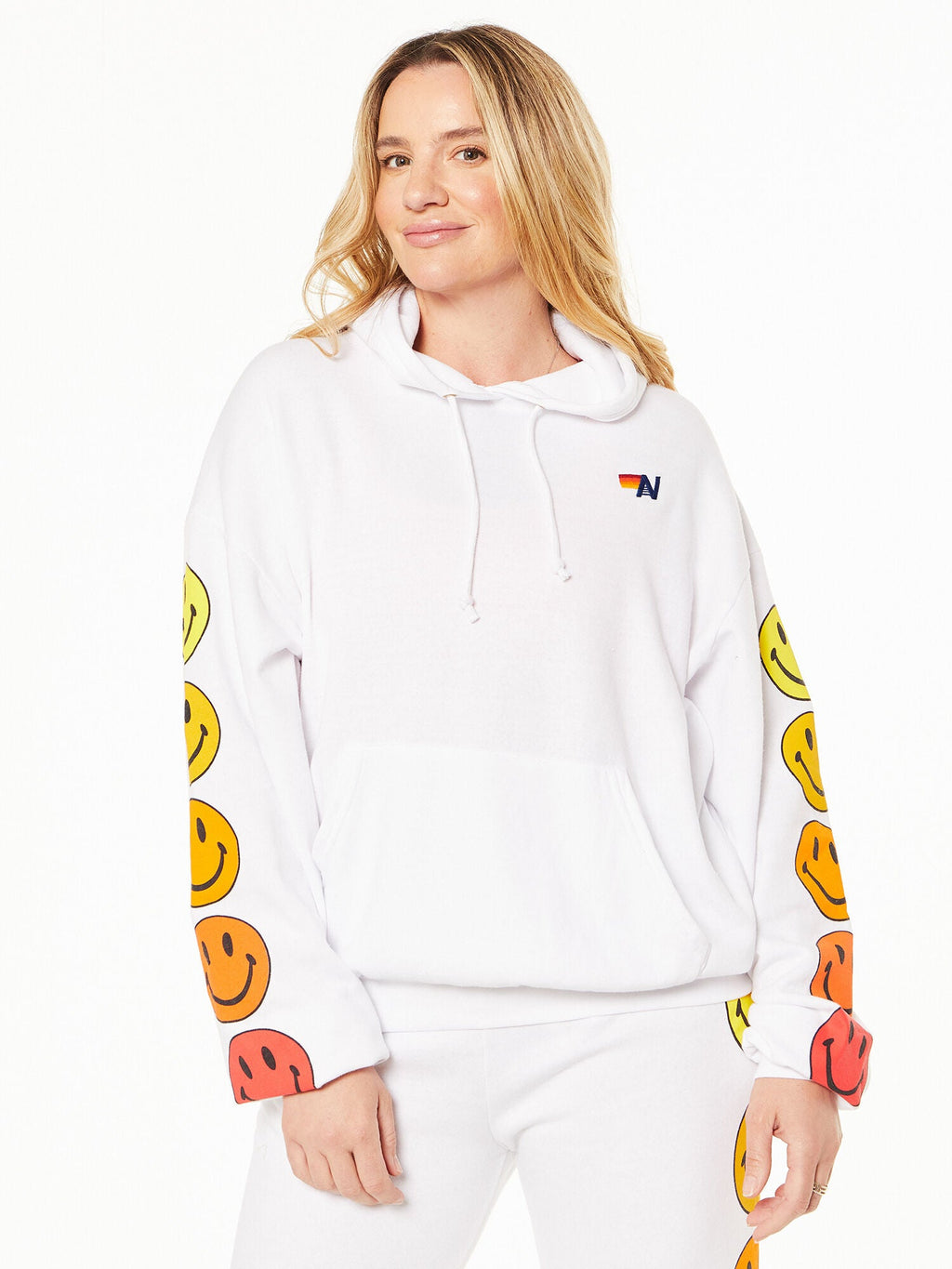 SMILEY SUNSET PULLOVER HOODIE