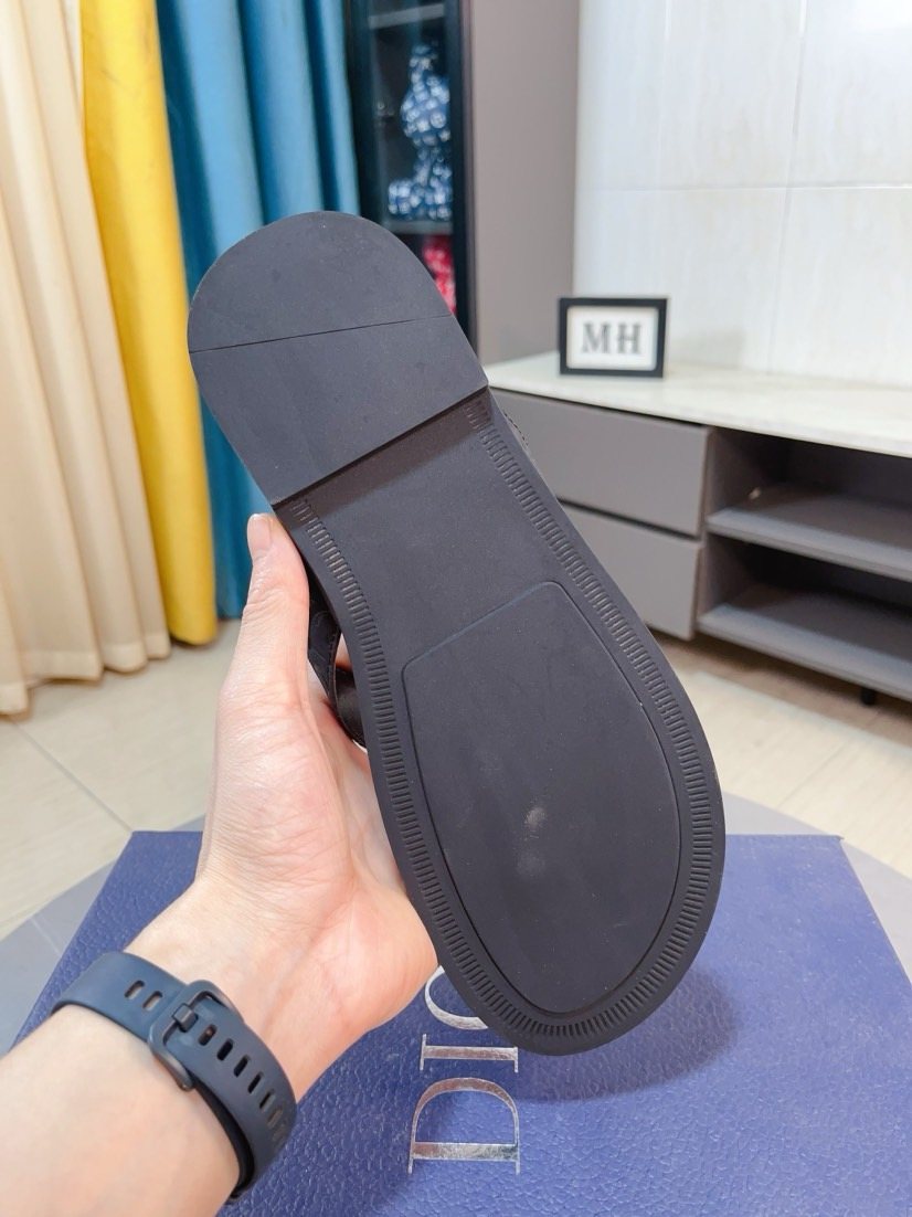 Dior Patterned Thong Sandals