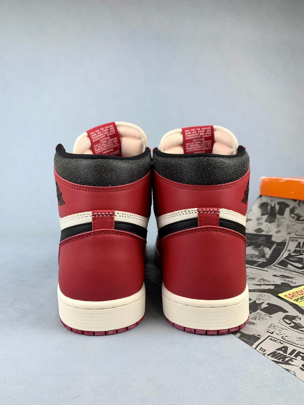 Air Jordan 1 High Chicago Lost and Found Unisex Sneakers DZ5485-612